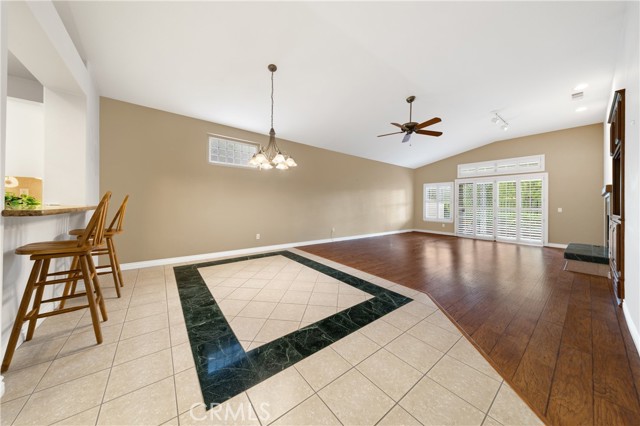 39980 CORTE CALANOVA, Murrieta CA: https://media.crmls.org/medias/84782fea-e729-425c-8e63-060231c7f936.jpg