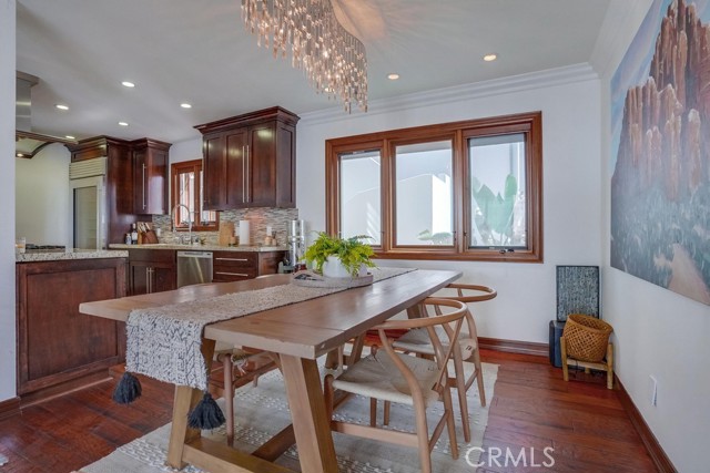 4230 The Strand, Manhattan Beach, California 90266, 3 Bedrooms Bedrooms, ,3 BathroomsBathrooms,Residential,Sold,The Strand,SB21190702