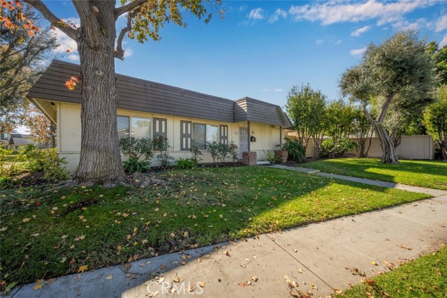 Detail Gallery Image 5 of 44 For 4060 Orange, Cypress,  CA 90630 - 3 Beds | 2 Baths