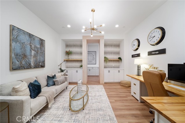 17042 Meteor Way, Riverside CA: https://media.crmls.org/medias/847aeb3a-3aae-4335-ab37-0fa6df1f9972.jpg