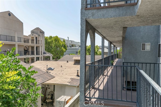 Detail Gallery Image 14 of 31 For 1148 San Rafael Ave #6,  Glendale,  CA 91202 - 1 Beds | 1 Baths