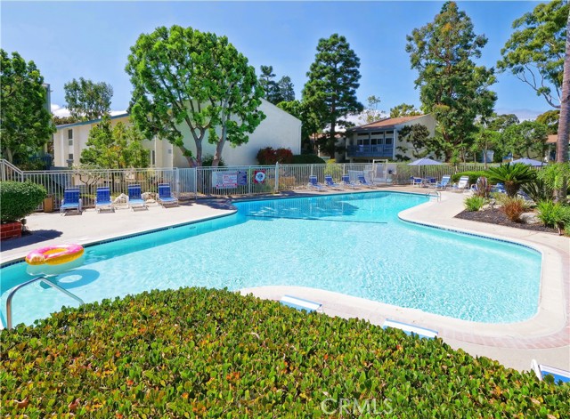 822 Camino Real, Redondo Beach CA: https://media.crmls.org/medias/847c26bd-145c-4023-8fed-66c378c88e12.jpg