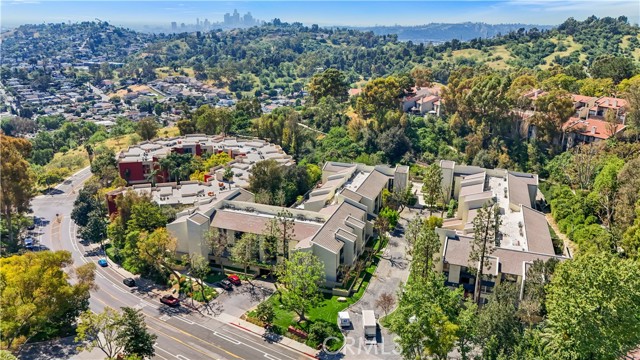 Detail Gallery Image 53 of 65 For 4041 via Marisol #313,  Los Angeles,  CA 90042 - 2 Beds | 2 Baths