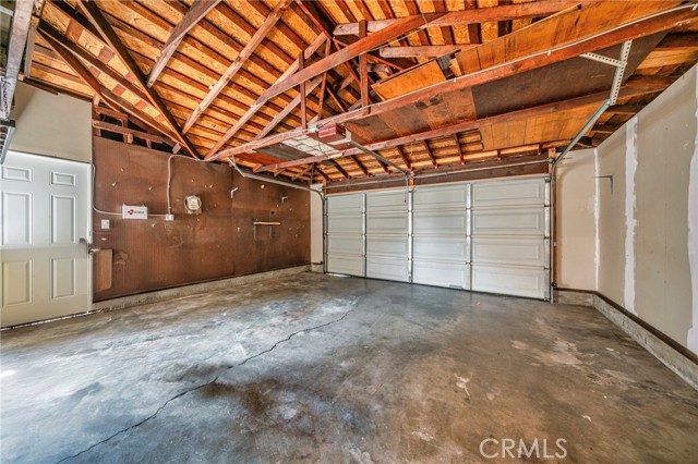 552 E Mountain View Avenue, Glendora CA: https://media.crmls.org/medias/847ce553-4c53-4d97-9901-f213ac7f0c6d.jpg