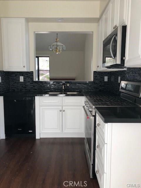 4828 Matteo Street, Oak Park CA: https://media.crmls.org/medias/847cfaa3-065c-495c-ad56-94d0abebe695.jpg