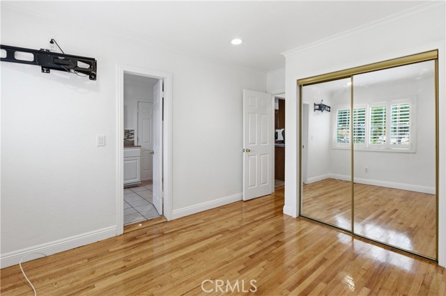 Detail Gallery Image 12 of 16 For 11131 Dempsey, Granada Hills,  CA 91344 - 4 Beds | 2 Baths