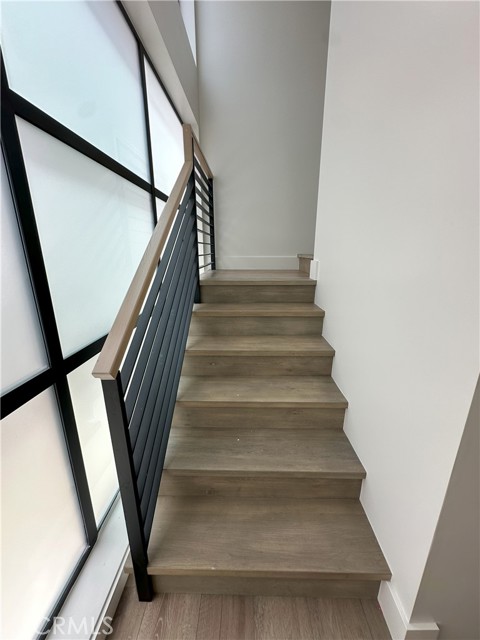 Detail Gallery Image 9 of 36 For 230 2nd St, Huntington Beach,  CA 92648 - 3 Beds | 3/2 Baths