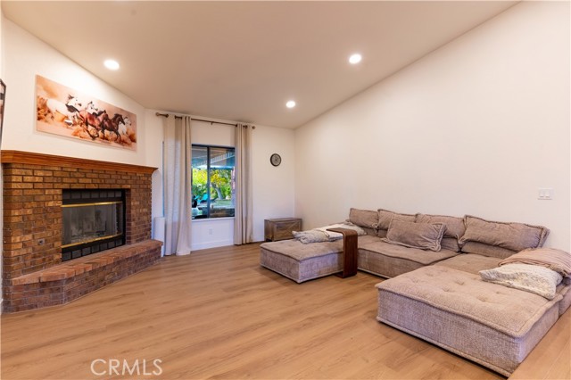 Detail Gallery Image 28 of 64 For 4255 Conestoga Dr, Lancaster,  CA 93536 - 4 Beds | 3 Baths