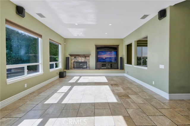 Detail Gallery Image 5 of 54 For 20 Vermilion Cliffs, Aliso Viejo,  CA 92656 - 4 Beds | 3/1 Baths