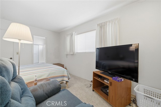 Detail Gallery Image 18 of 42 For 429 Carnation Ave, Corona Del Mar,  CA 92625 - 5 Beds | 5 Baths