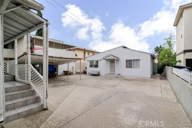 Detail Gallery Image 26 of 30 For 818 E Windsor Rd, Glendale,  CA 91205 - 3 Beds | 2 Baths