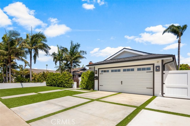 Image 3 for 20752 Chaucer Ln, Huntington Beach, CA 92646