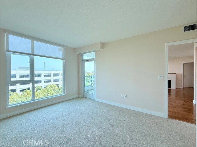 Detail Gallery Image 4 of 8 For 3141 Michelson Drive #603,  Irvine,  CA 92612 - 2 Beds | 2 Baths