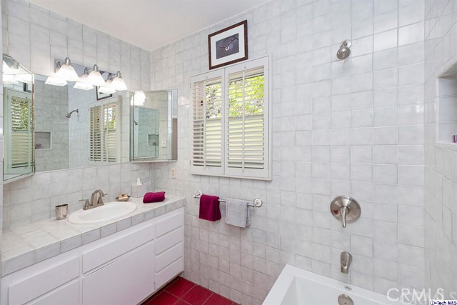 3 Bed Home for Sale in Encino, California