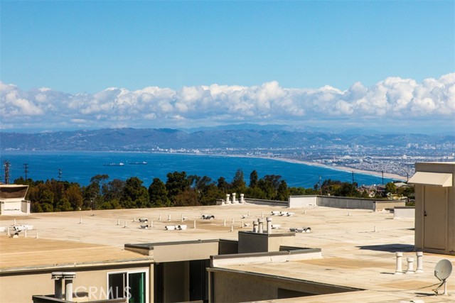 28121 Highridge, Rolling Hills Estates, California 90275, 1 Bedroom Bedrooms, ,1 BathroomBathrooms,Residential,For Sale,Highridge,SB26075751