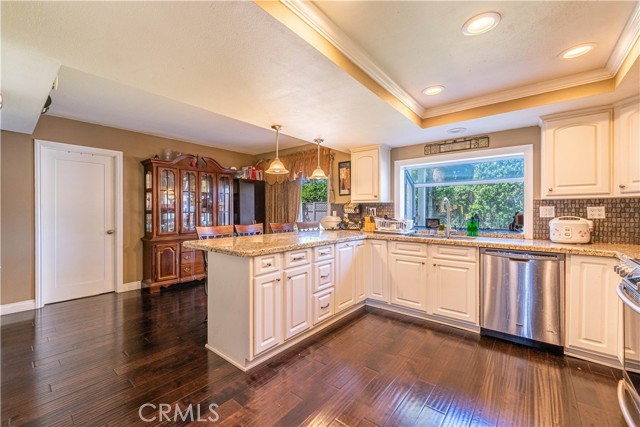 Detail Gallery Image 8 of 31 For 5051 Toulouse Dr, La Palma,  CA 90623 - 5 Beds | 3 Baths