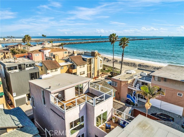 15 69th Place, Long Beach CA: https://media.crmls.org/medias/84845472-e5fd-4c59-8f8f-7734fa2424ac.jpg