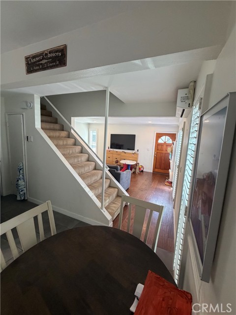 Image 4 of 22 For 10403 Stratton Court