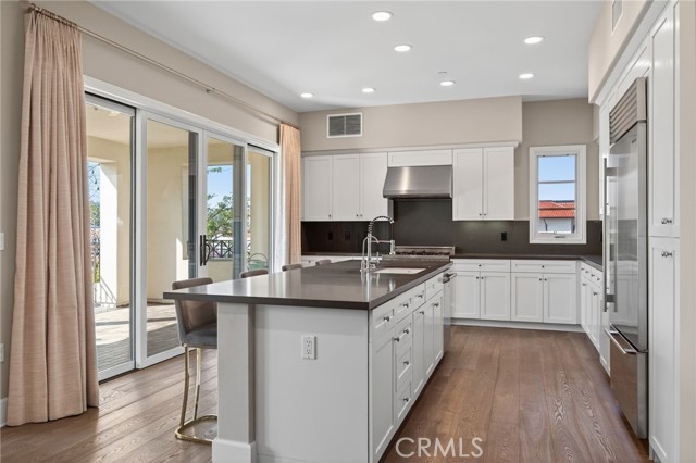 Detail Gallery Image 16 of 52 For 23500 Park Sorrento #H32,  Calabasas,  CA 91302 - 2 Beds | 2/1 Baths