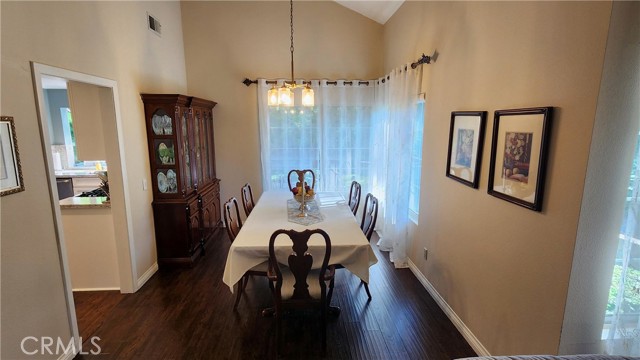 Detail Gallery Image 8 of 22 For 7324 Woodvale Ct, West Hills,  CA 91307 - 4 Beds | 3 Baths