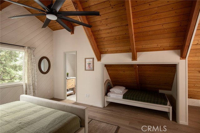 Detail Gallery Image 17 of 31 For 28443 Altamont Ct, Lake Arrowhead,  CA 92352 - 3 Beds | 2/1 Baths