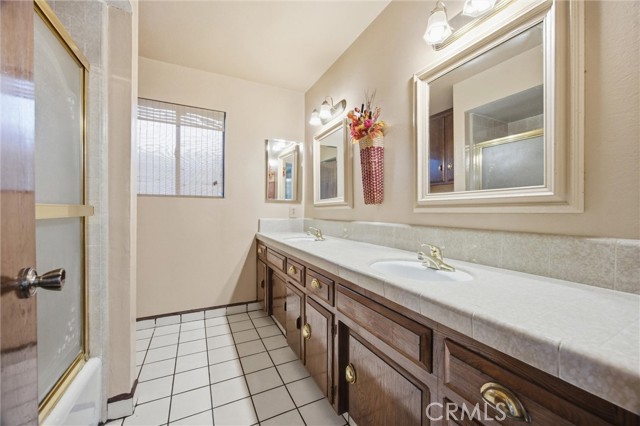 Detail Gallery Image 26 of 35 For 1807 Manning, Bakersfield,  CA 93309 - 3 Beds | 2 Baths