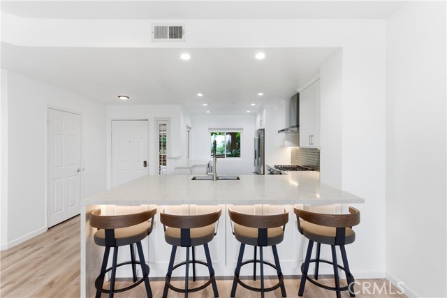 Detail Gallery Image 11 of 34 For 16291 Countess #115,  Huntington Beach,  CA 92649 - 2 Beds | 2 Baths