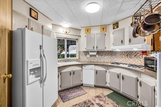 Detail Gallery Image 13 of 46 For 7501 Palm Ave #151,  Yucca Valley,  CA 92284 - 3 Beds | 2 Baths