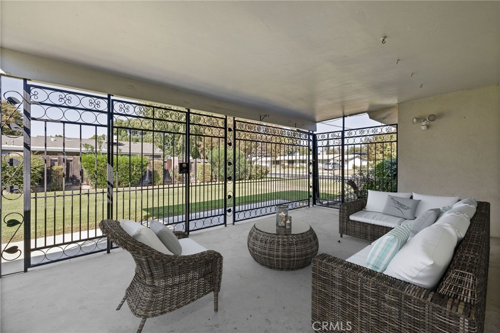 84894E7F 7A83 413B 9A3B Ad01E7Df3A35 5600 Cypress Point Drive, Bakersfield, Ca 93309 &Lt;Span Style='BackgroundColor:transparent;Padding:0Px;'&Gt; &Lt;Small&Gt; &Lt;I&Gt; &Lt;/I&Gt; &Lt;/Small&Gt;&Lt;/Span&Gt;