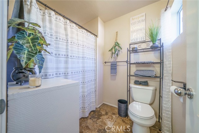 Detail Gallery Image 29 of 53 For 28947 Glenrock Pl, Highland,  CA 92346 - 5 Beds | 3 Baths