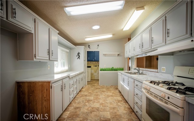 Detail Gallery Image 10 of 44 For 582 Potrero St, San Jacinto,  CA 92582 - 3 Beds | 2 Baths