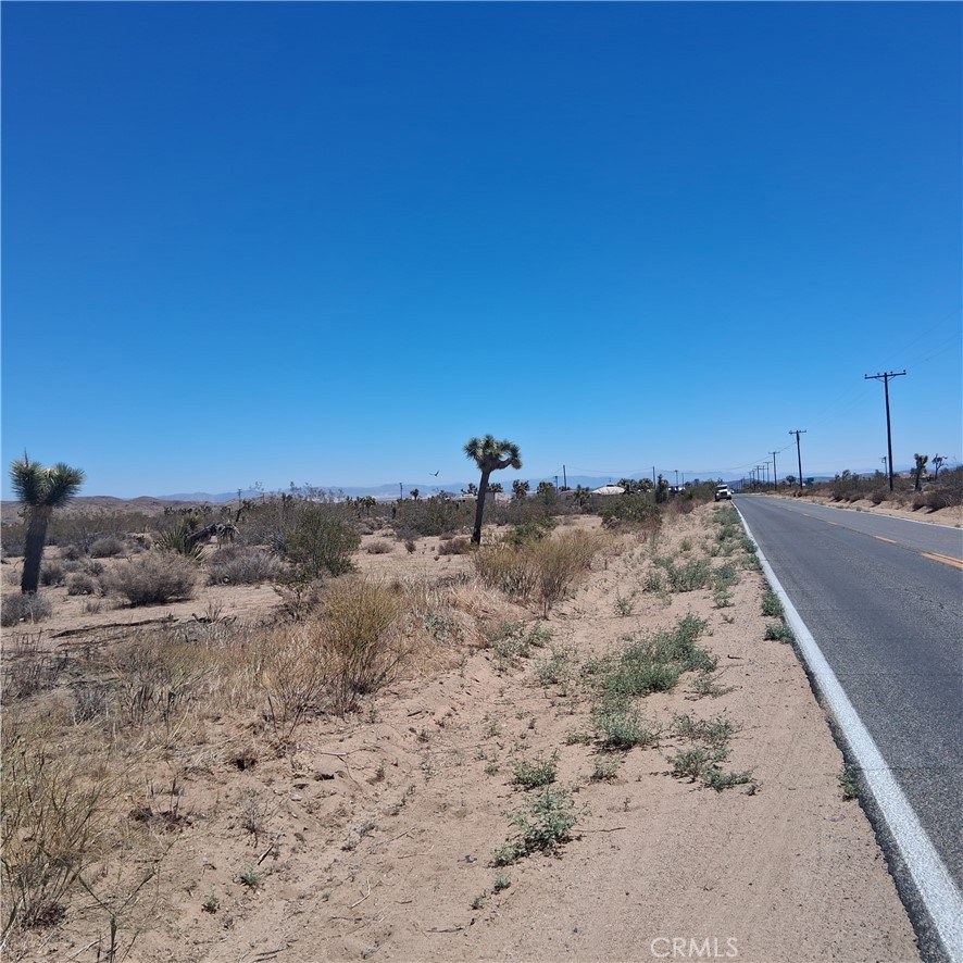 https://media.crmls.org/medias/848a696a-6107-427c-a112-54e56ac7348c.jpg?preset=X-Large