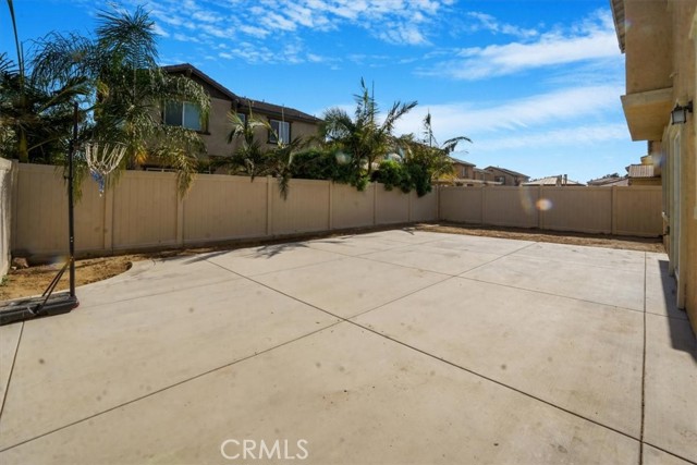 Detail Gallery Image 38 of 59 For 11086 Green Meadows Ln, Jurupa Valley,  CA 91752 - 4 Beds | 2/1 Baths