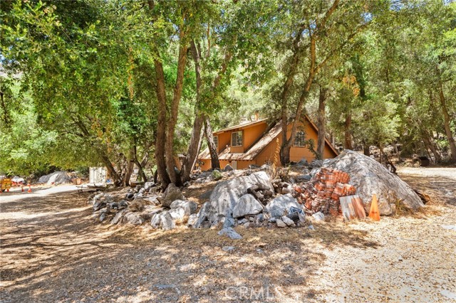 Detail Gallery Image 25 of 37 For 501 S Mountain Ave, Mt Baldy,  CA 91759 - 8 Beds | 4 Baths