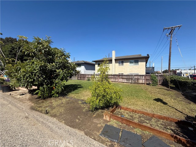Detail Gallery Image 33 of 33 For 1702 Lake Street, Huntington Beach,  CA 92648 - 4 Beds | 3 Baths