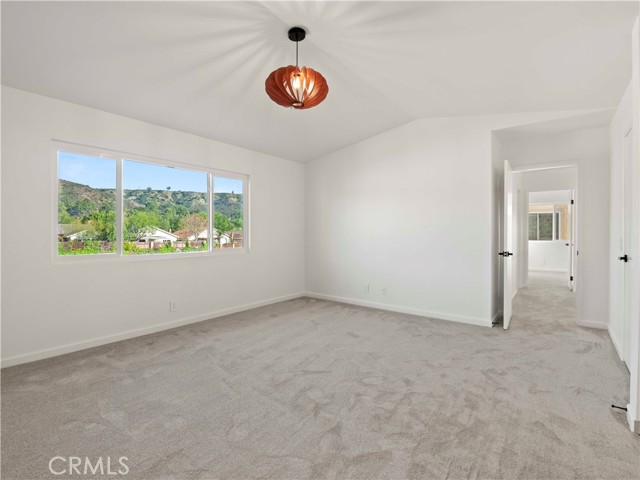 27572 Caraway Lane, Saugus CA: https://media.crmls.org/medias/848caac0-1e74-49ca-86dc-95da6837cc82.jpg