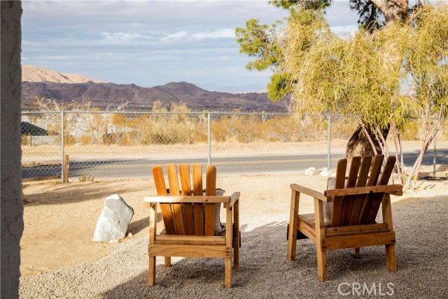 Detail Gallery Image 7 of 61 For 60515 Alta Loma Dr, Joshua Tree,  CA 92252 - 2 Beds | 1/1 Baths