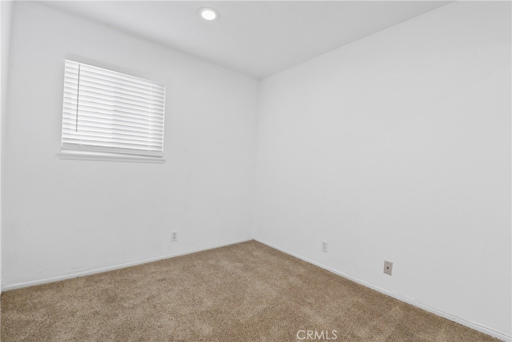 MLS #OC25258751 image #24