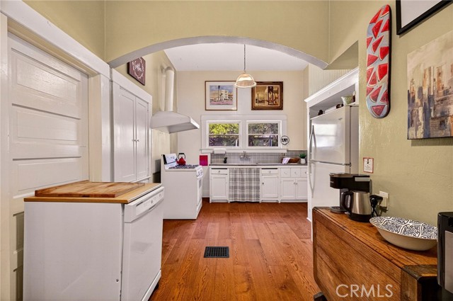 Detail Gallery Image 13 of 42 For 1050 Esplanade, Chico,  CA 95926 - – Beds | – Baths