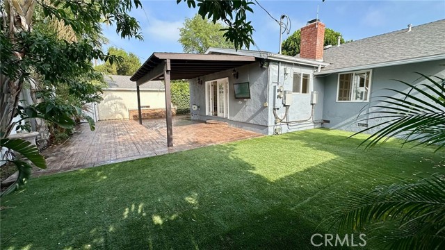 Detail Gallery Image 1 of 22 For 23012 Gilmore St, West Hills,  CA 91307 - 4 Beds | 2 Baths
