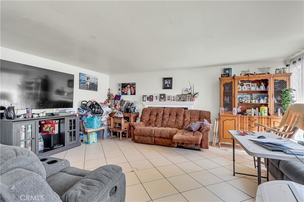 MLS #SR25235082 image #5