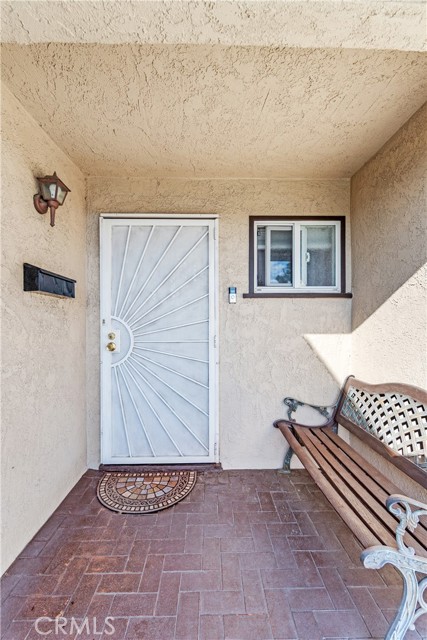 Detail Gallery Image 2 of 43 For 6601 Chapman Ave, Garden Grove,  CA 92845 - 3 Beds | 1/1 Baths