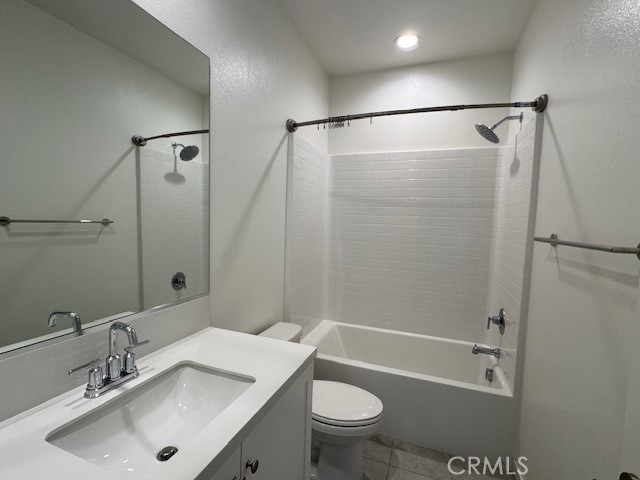 https://media.crmls.org/medias/848f3f4f-6088-4413-b281-77013a92ef24.jpg?preset=X-Large