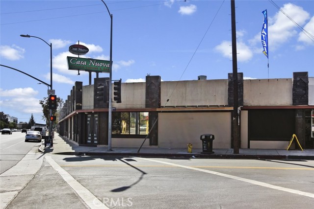 8759 Glenoaks Boulevard, Sun Valley CA: https://media.crmls.org/medias/848ffd55-a23e-4ffc-bc8e-1204547315f7.jpg