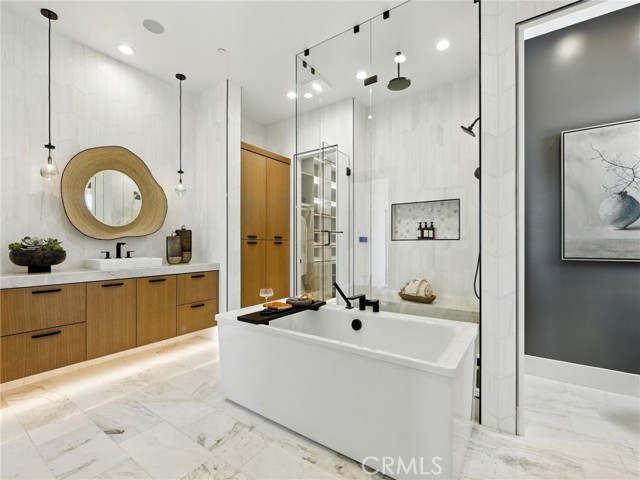 Image 28 of 52 For 533 Big Sur  