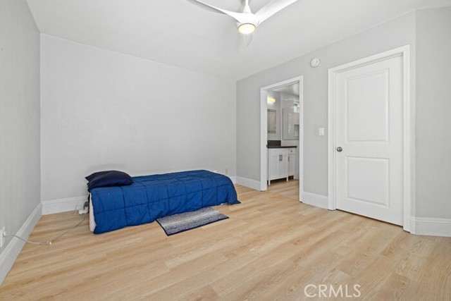https://media.crmls.org/medias/8492bed5-a1d1-4e12-ac5a-1db163c50db4.jpg