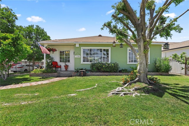 Detail Gallery Image 1 of 35 For 11900 Covello St, North Hollywood,  CA 91605 - 2 Beds | 2 Baths