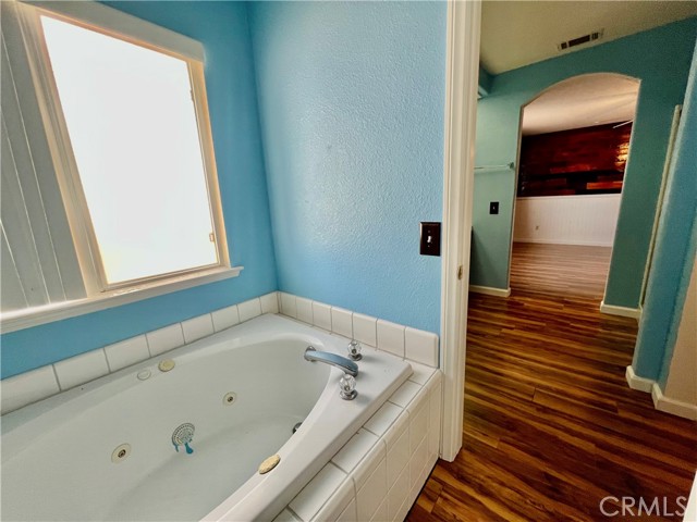 Detail Gallery Image 5 of 24 For 14355 Bochee Rd, Apple Valley,  CA 92307 - 3 Beds | 2 Baths