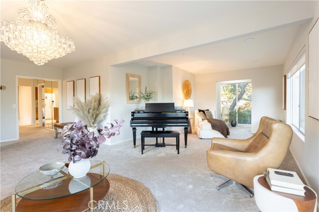 1001 Briarcliff photo 5