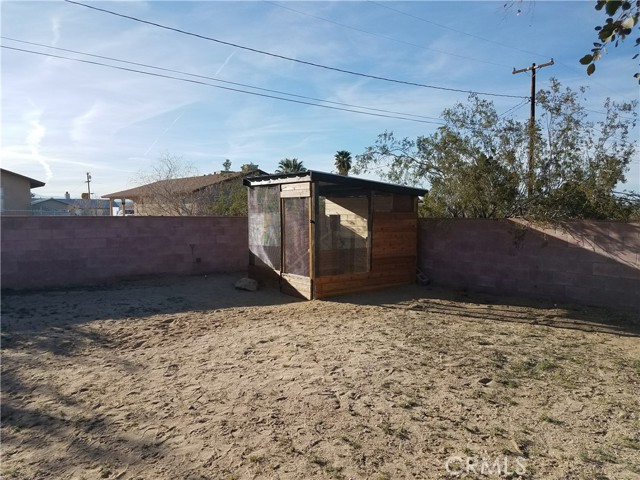 Detail Gallery Image 9 of 15 For 6790 Maude Adams Ave, Twentynine Palms,  CA 92277 - 2 Beds | 1 Baths